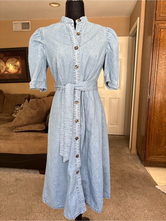 Who What Wear Dresses & Skirts - Who What Wear Light Blue Denim Button-Front Midi Dress with Tie Waist